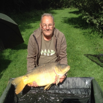 Carp (0lbs 0oz ) caught by Terry Pearce at  France.