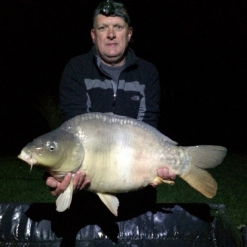 Carp (29lbs 10oz ) caught by Andy Faith at  France.