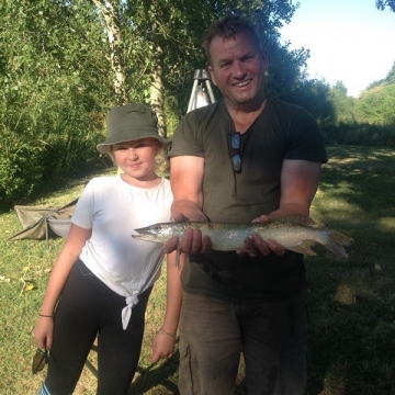 Carp (2lbs 0oz ) caught by Jessie Callow at  France.