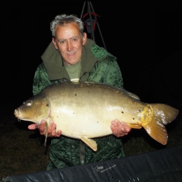 Carp (31lbs 13oz ) caught by Paul Jeive at  France.