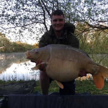 Carp (35lbs 10oz ) caught by Luke Faith at  France.