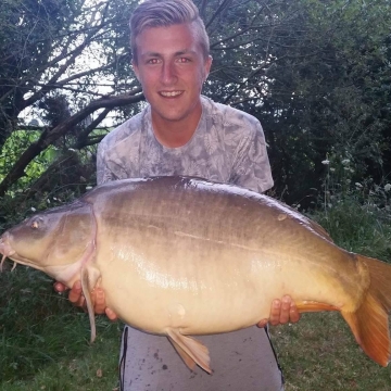 Carp (39lbs 0oz ) caught by Liam Carpenter at  France.