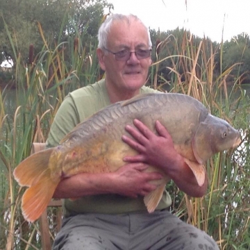 Carp (40lbs 8oz ) caught by Brian Latheron at  France.