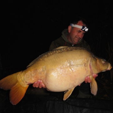 Carp (40lbs 0oz ) caught by Philip Anderson at  France.