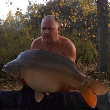                                             Simon Watson: Carp 41lbs 12oz
                                    