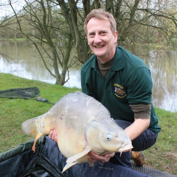                                             Graham Burn: Carp 42lbs 9oz
                                    