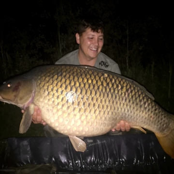                                             Billy Berridge (PB): Carp 43lbs 8oz
                                    