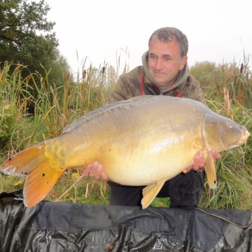 Carp (0lbs 0oz ) caught by Philip Anderson at  France.