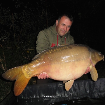 Carp (47lbs 8oz ) caught by Philip Anderson at  France.