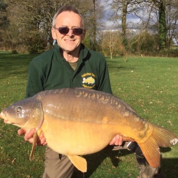 Carp (0lbs 0oz ) caught by Pete Wright at  France.