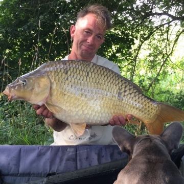 Carp (24lbs 0oz ) caught by Alan Downes at  France.