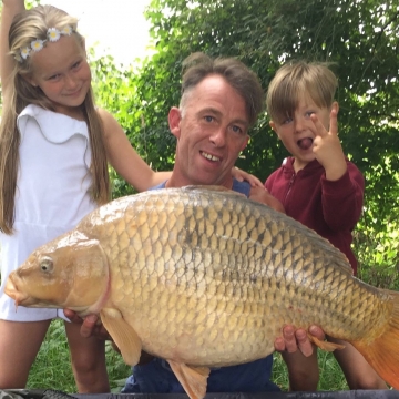 Carp (34lbs 0oz ) caught by Alan Downes at  France.