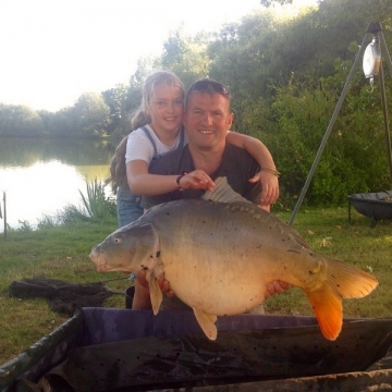 Carp (42lbs 4oz ) caught by Jessie and Dave at  France.