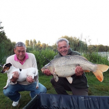 Carp (0lbs 0oz ) caught by Paul Jeive at  France.