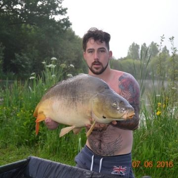 Carp (39lbs 0oz ) caught by Ryan Johnson at  France.