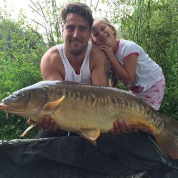 Carp (27lbs 8oz ) caught by Steve Clarke at  France.