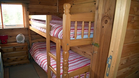 Barbret Lake accommodation - bedroom 2
