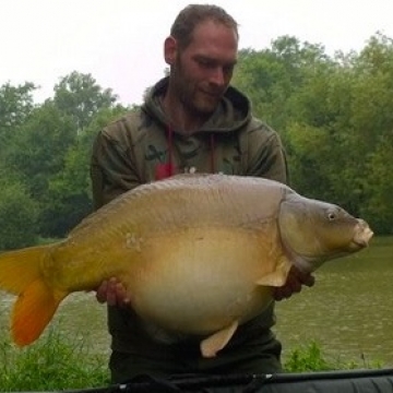                                             Darren Smith: Carp 40lbs 0oz
                                    