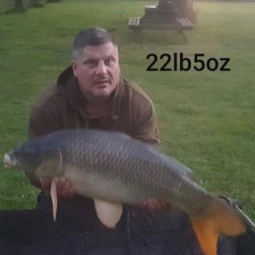 Carp (22lbs 5oz ) caught by Jason Selvey at  France.
