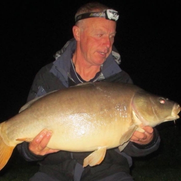 Carp (26lbs 0oz ) caught by Neil Middleditch at  France.