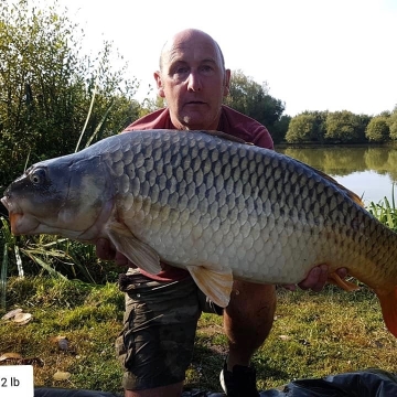 Carp (32lbs 0oz ) caught by Waine Morgan at  France.