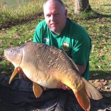 Carp (35lbs 4oz ) caught by Simon Watson at  France.