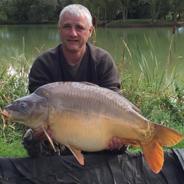 Carp (39lbs 8oz ) caught by Philip English at  France.