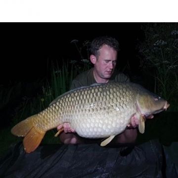 Carp (40lbs 1oz ) caught by Ian Woodland at  France.