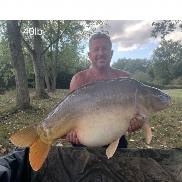 Carp (40lbs 0oz ) caught by Barry Plummer at  France.