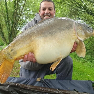 Carp (40lbs 0oz ) caught by James Stotter at  France.