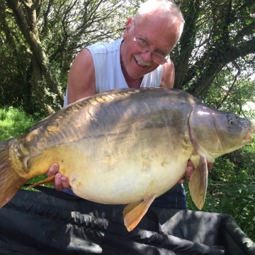 Carp (0lbs 0oz ) caught by Billy Lloyd at  France.