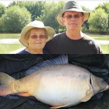 Carp (43lbs 10oz ) caught by Paul Shaw at  France.