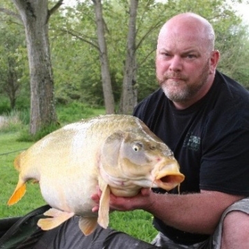 Carp (37lbs 0oz ) caught by Craig Sheppard at  France.