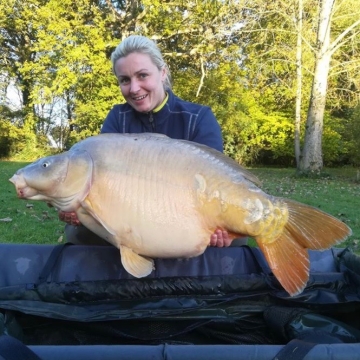 Carp (43lbs 0oz ) caught by Amy at  France.