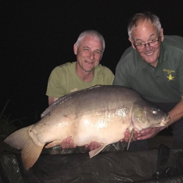 Carp (42lbs 4oz ) caught by Brian Latheron at  France.