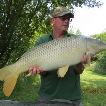 Carp (26lbs 0oz ) caught by Duncan de Gruchy at  France.