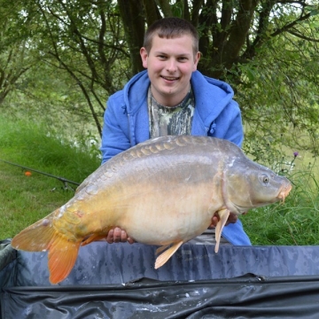 Carp (31lbs 0oz ) caught by Aaron Imisson at  France.