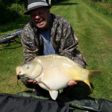 Carp (23lbs 8oz ) caught by Alan Puddicombe at  France.