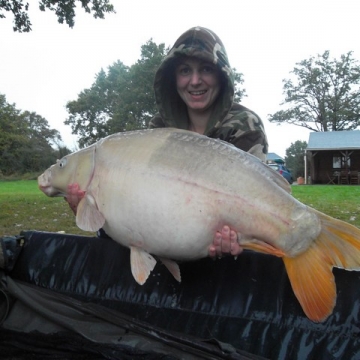 Carp (30lbs 2oz ) caught by Amy Stitt at  France.