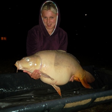 Carp (34lbs 0oz ) caught by Amy Stitt at  France.