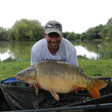 Carp (37lbs 12oz ) caught by Ashley Young at  France.