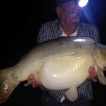 Carp (35lbs 0oz ) caught by Barry Cundiff at  France.