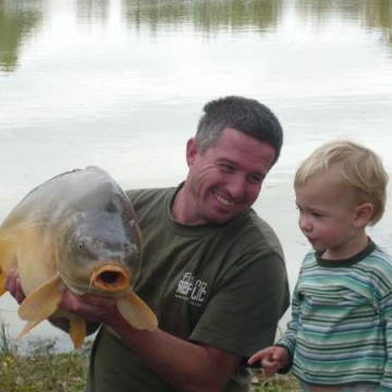 Carp (27lbs 10oz ) caught by Baz Plummer at  France.