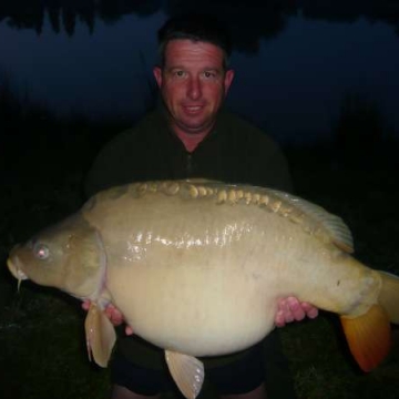 Carp (29lbs 6oz ) caught by Barry Plummer at  France.