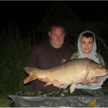 Carp (37lbs 0oz ) caught by Ben Albertina at  France.