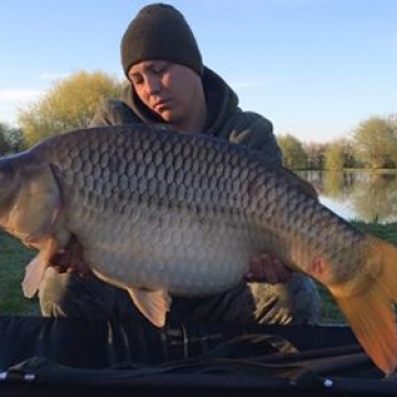 Carp (33lbs 0oz ) caught by Billy Berridge at  France.