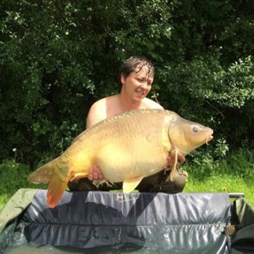 Carp (38lbs 0oz ) caught by Billy Berridge at  France.