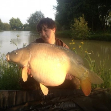 Carp (40lbs 0oz ) caught by Billy Berridge at  France.