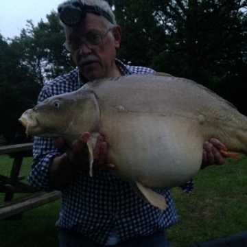 Carp (0lbs 0oz ) caught by Billy Lloyd at  France.