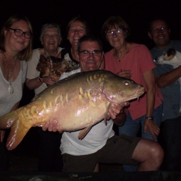 Carp (26lbs 4oz ) caught by Bob Carey at  France.